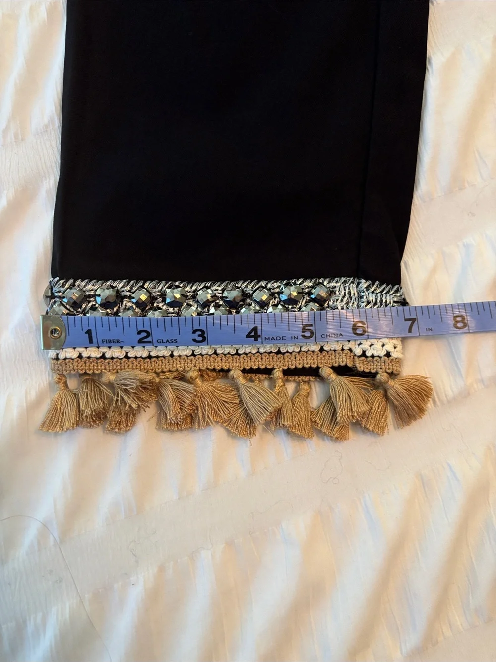 Chico's So Slimming ankle pants w/ tassel & beaded hem - size US M/8 (Chico’s 1) - Picture 6 of 9